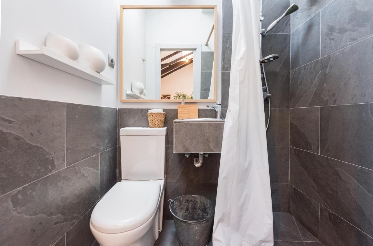 Bohemian 2Bedroom Attic In Lavapies Madrid Ngoại thất bức ảnh